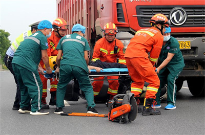 个旧沛县道路救援